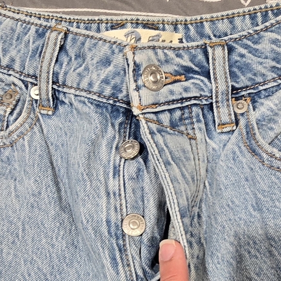 We The Free Distressed Straight Leg Jeans Size 26 - Picture 5 of 9